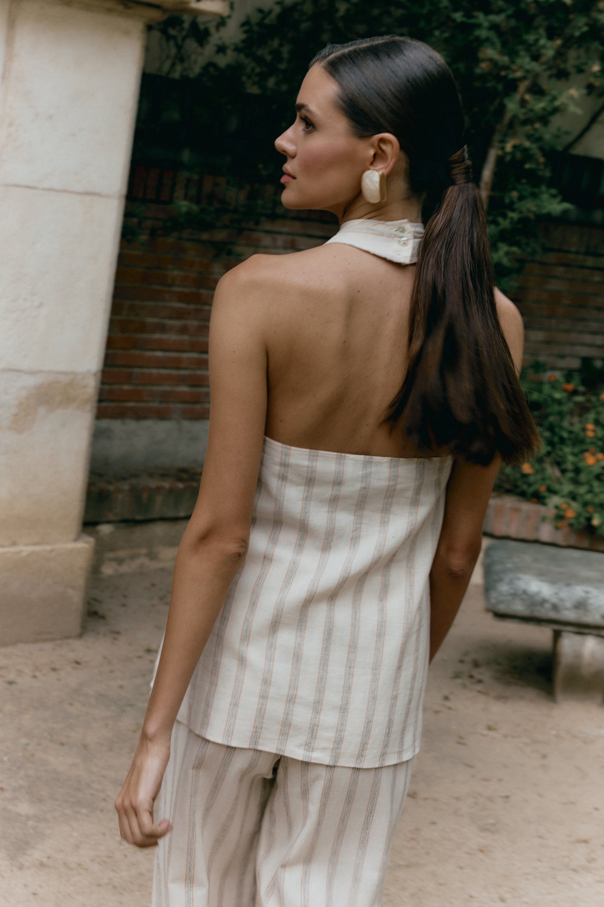 Bari top