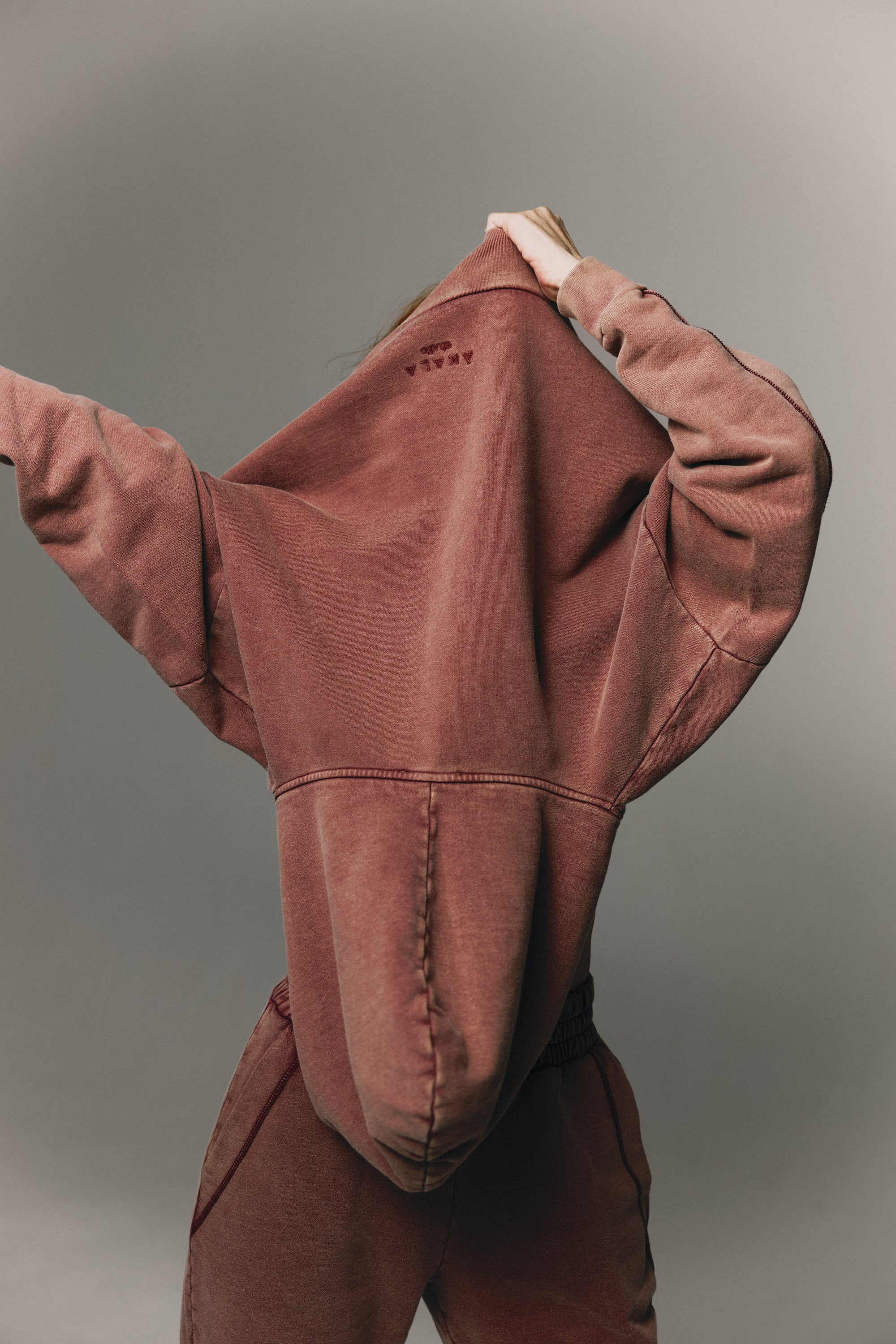 Pomegranate Overlock hoodie